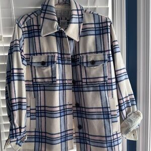 GAP Blue and Cream Plaid Shirt Jacket